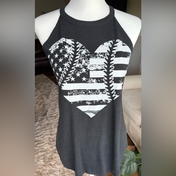 District Tops - Baseball or Softball SMALL Black American Flag Heart Graphic Tank